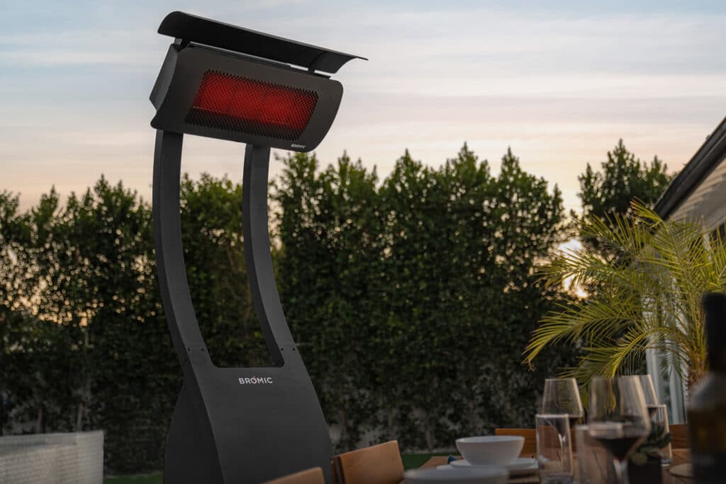 Bromic Heating Tungsten Smart-Heat 38,500 BTU Freestanding Portable Patio Heater
